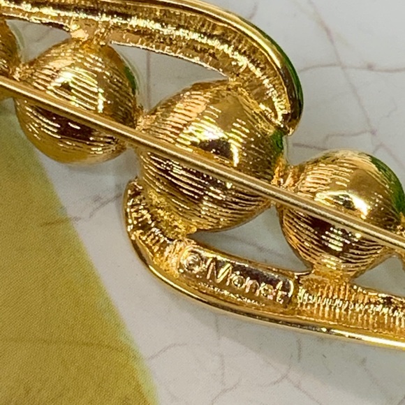 Jewelry Pin Vintage Pearl Gold Tone P17 Poshmark